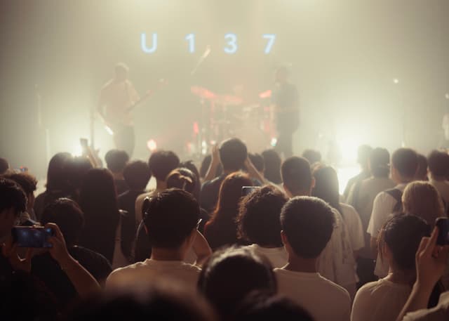 LiveTour-U137 @ 3
